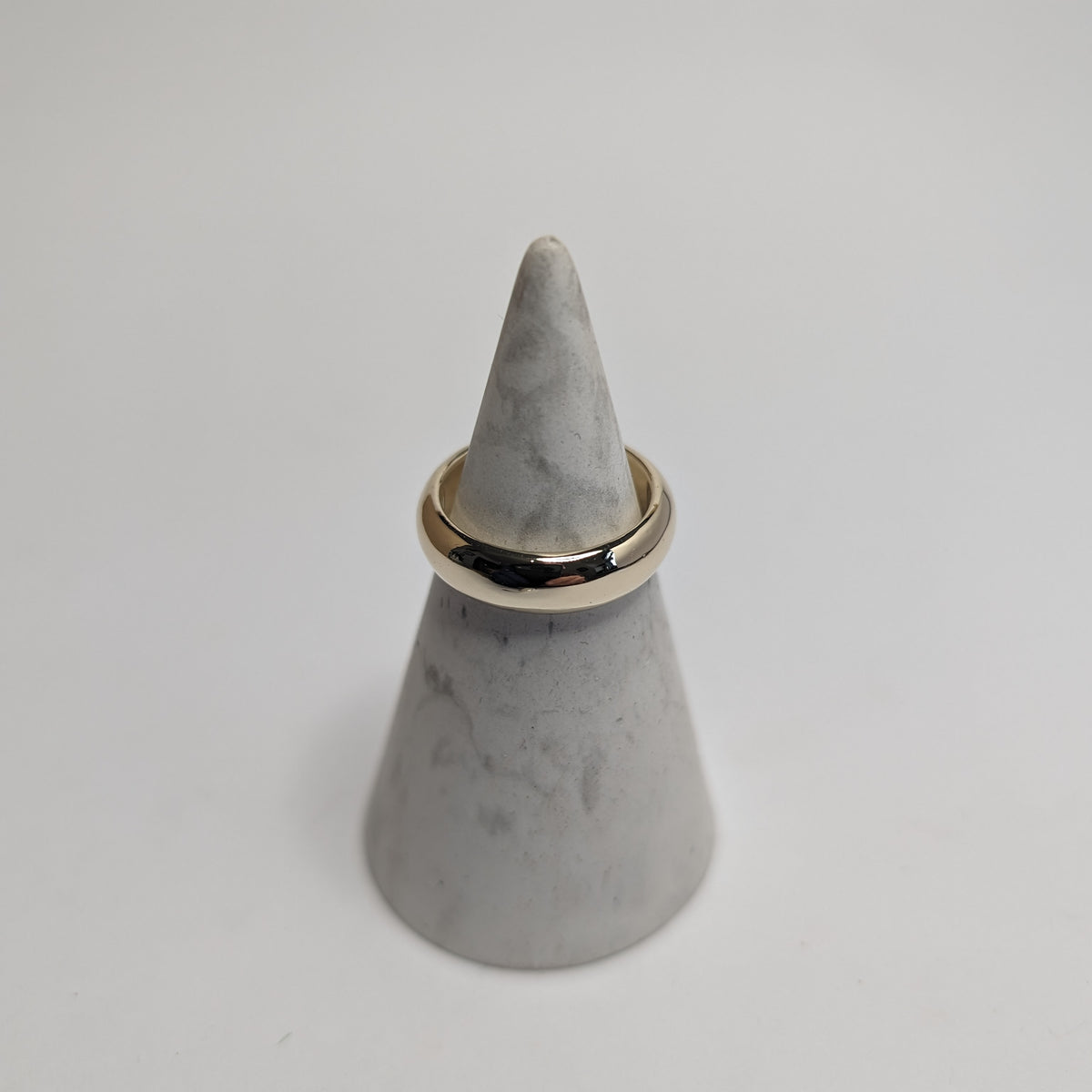 9ct Gold Band